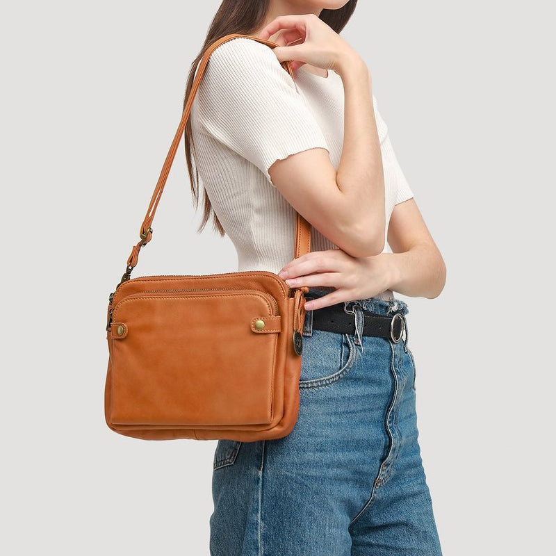 Skanto | Dreilagige Leder-Umhängetasche und Clutch