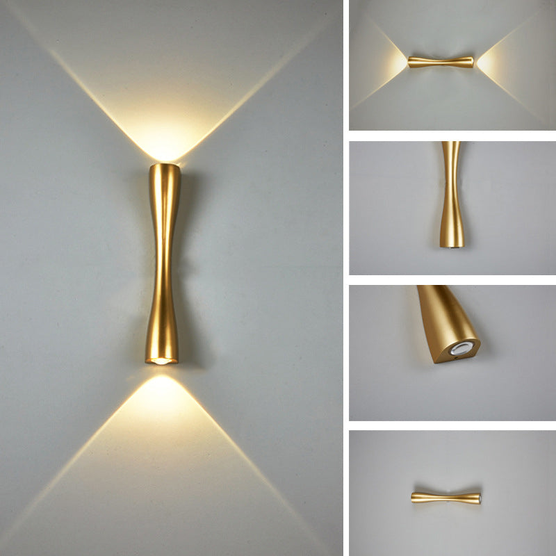 Skanto | Moderne schlichte LED-Wandleuchte mit langem Horn und 2 Lichtern für Innen- und Außenbereich