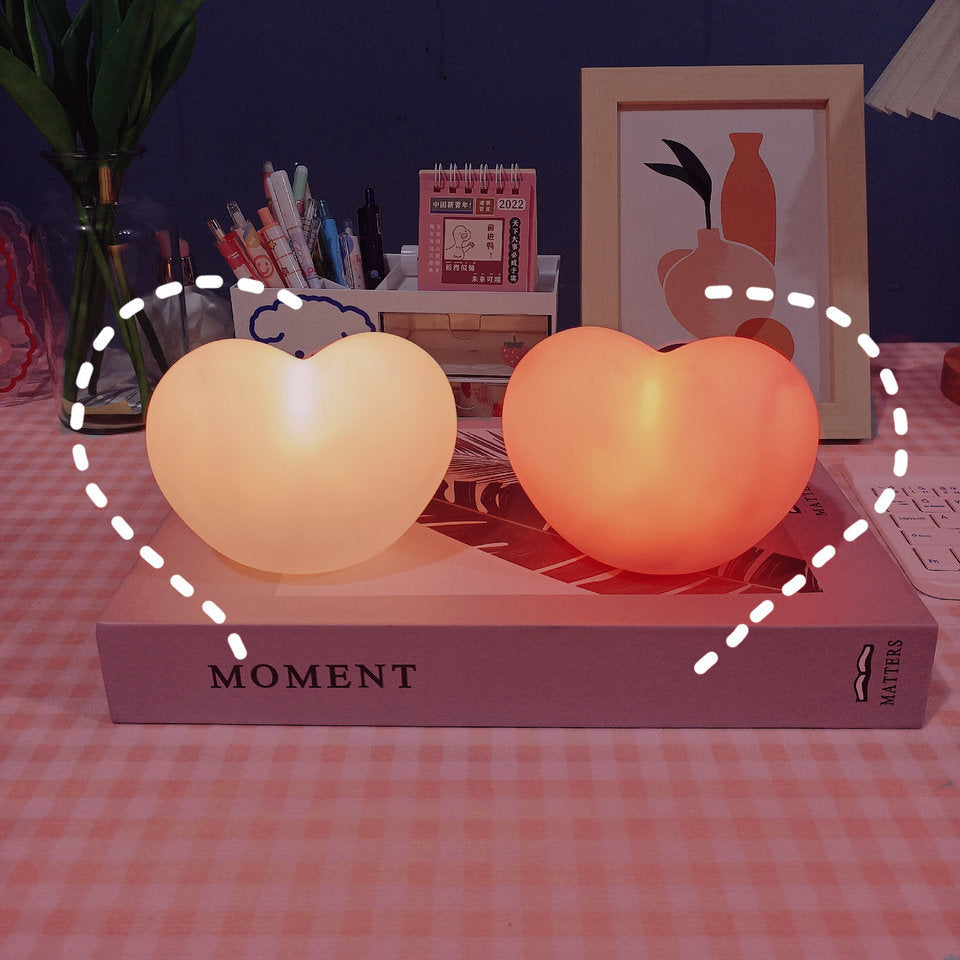 Skanto | LuvSphere Silikon-LED-Nachtlicht | Herzförmiges Design | Tischlampe | Warmes Umgebungslicht | Dekorativ