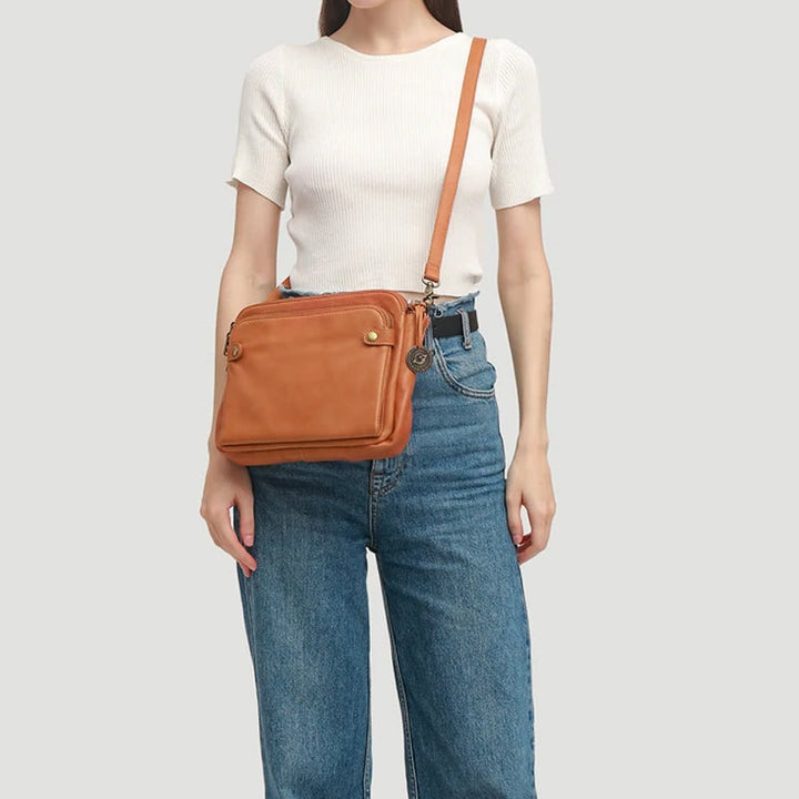 Skanto | Dreilagige Leder-Umhängetasche und Clutch