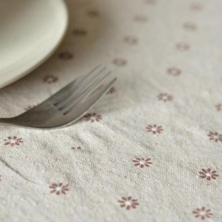 Skanto | Baumwoll-Leinen-Tischdecke mit Gänseblümchen-Print
