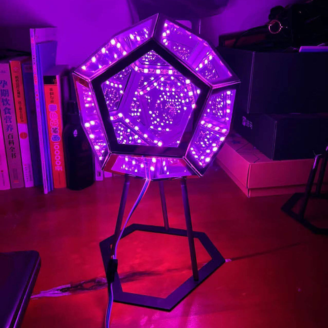 Skanto | Infinity Dodekaeder LED Nachtlicht Kunst Tischlampe