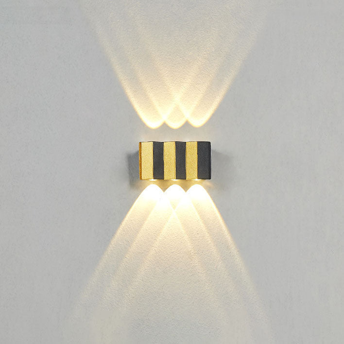 Skanto | Moderne Luxus-LED-Wandleuchte aus goldenem Aluminium für den Außenbereich, wasserdicht, für die Terrasse