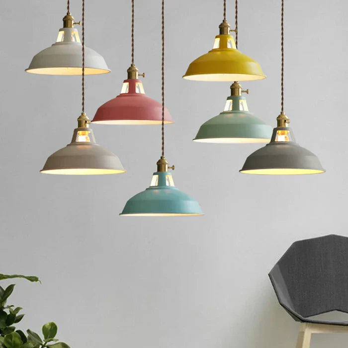 IronGlow Industrielle Retro-Hängelampe aus Metall, E27