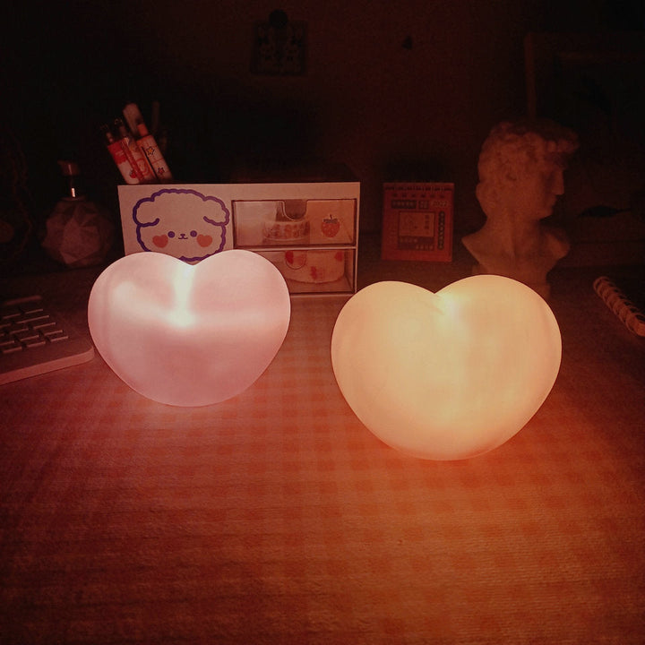 Skanto | LuvSphere Silikon-LED-Nachtlicht | Herzförmiges Design | Tischlampe | Warmes Umgebungslicht | Dekorativ