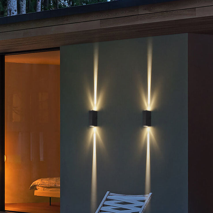 Skanto | Rechteckige LED-Wandleuchte | Wasserdicht und modern | Schwarz