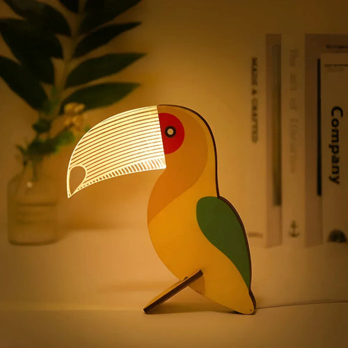 Skanto | Tierfiguren-Tischlampe aus Holz