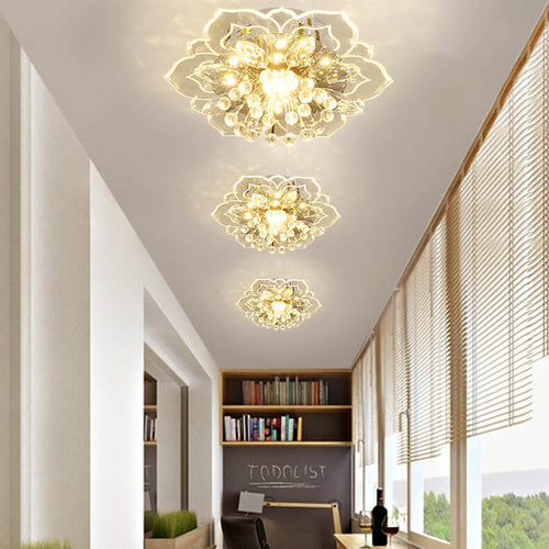 Skanto | GlowPetal LED-Kristall-Deckenleuchte | Blumenförmig | Modernes Design | Energiesparend | Dekorative Beleuchtung