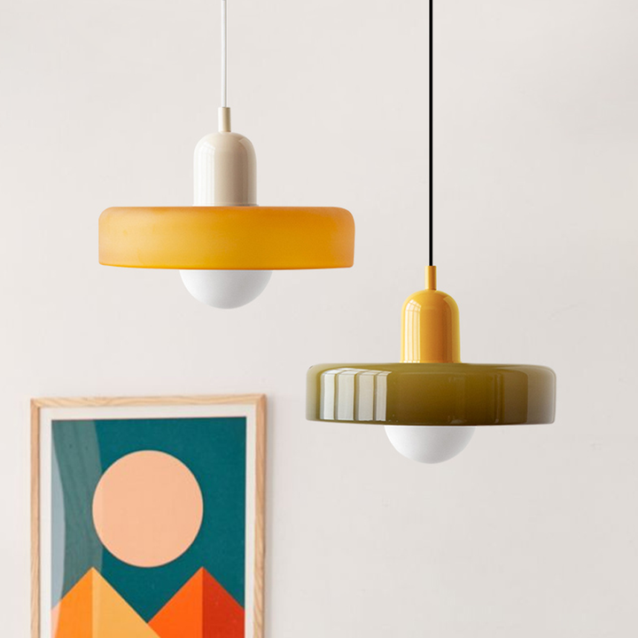 Skanto | Bauhaus Pendelleuchte aus farbigem Glas mit verstellbarer Aufhängung
