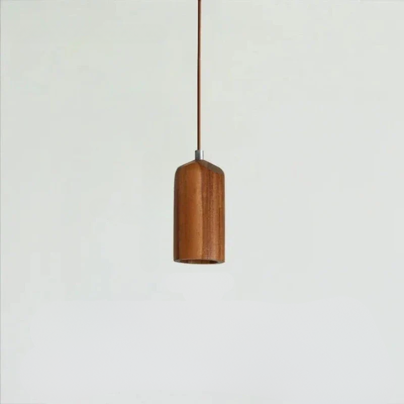 Skanto | Skandinavischer Kleiderbügel aus Holz