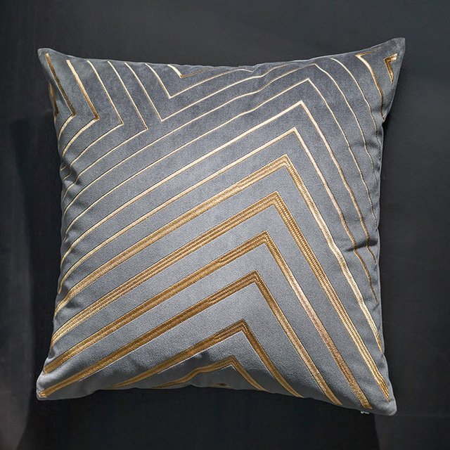 Skanto | Luxuriöse geometrische Kissenbezüge - Eleganz für Wohn- und Schlafzimmer