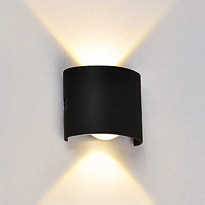 Skanto | Moderne weiße LED wasserdichte Wandleuchte