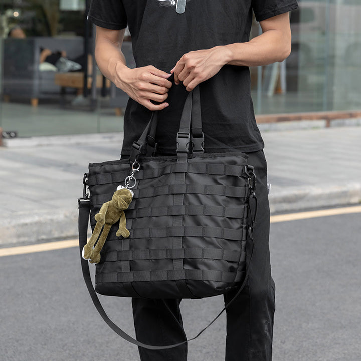 Taktischer Rucksack mit mehreren Fächern Skanto