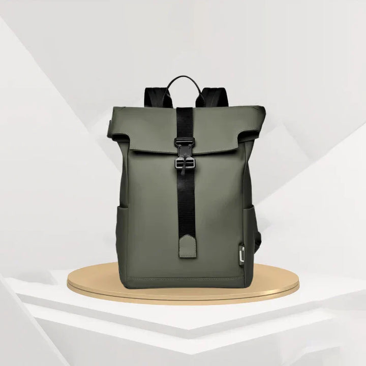 Skanto | Wasserdichter Reise- & Pendlerrucksack – USB, leicht & geräumig