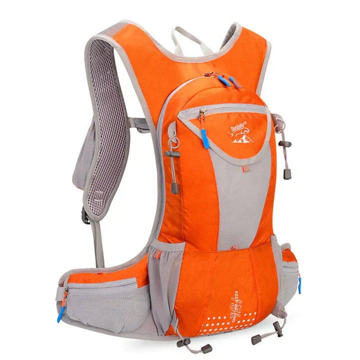 Skanto AquaPack – Stilvoller wasserdichter Rucksack mit Trinkblase