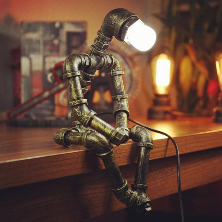 Skanto | RoboShine – Robuste Roboterlampe aus Stahl