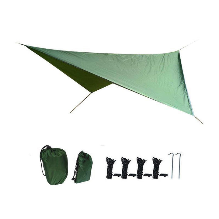 Schutzplane mit aufblasbarem Segel und Heringen Skanto