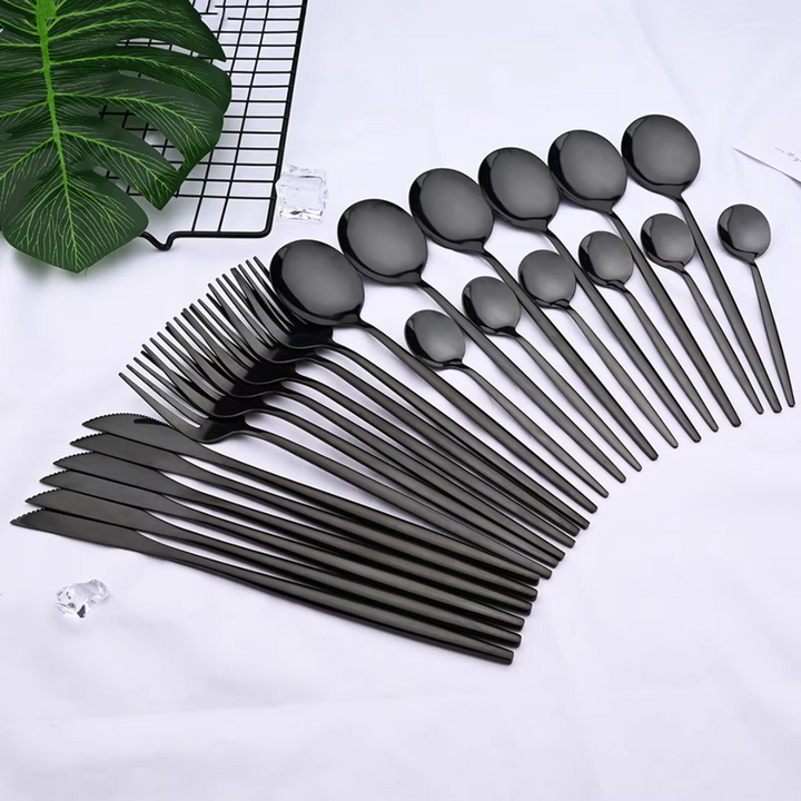 Skanto | 24-teiliges Besteckset | Edelstahl | Schwarzes Design