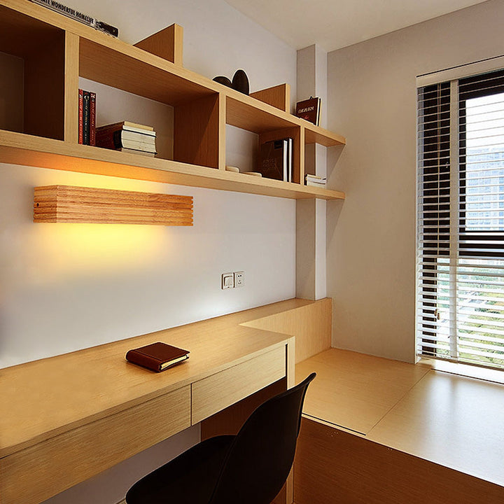 Skanto | Moderne LED-Wandleuchte aus Holz