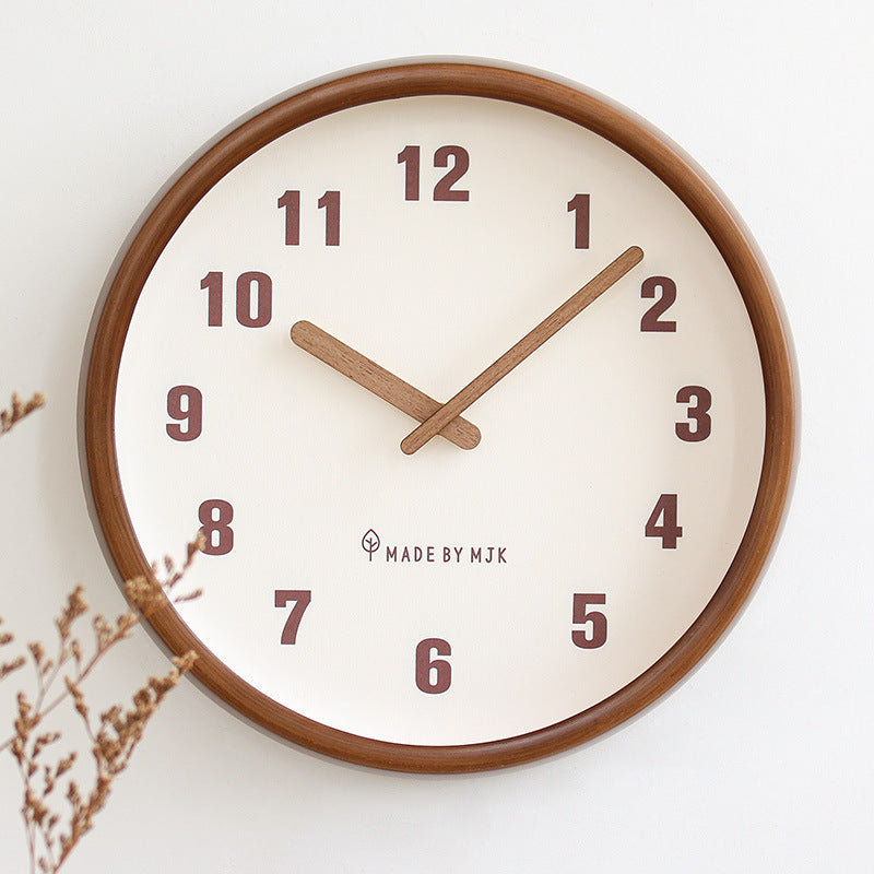 Skanto | Runde geräuschlose Wanduhr aus Naturholz, dekorative Uhr