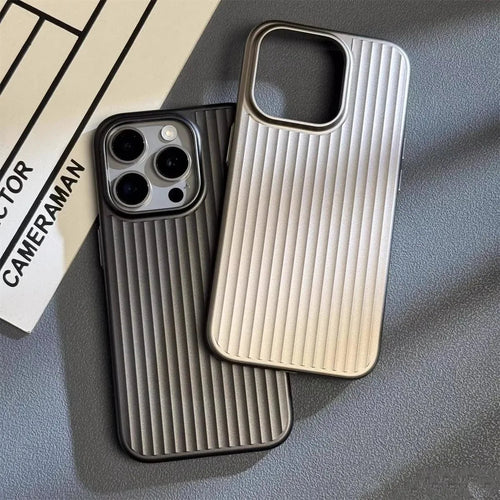 Skanto | Skanto Titanium Shield Pro iPhone Hülle