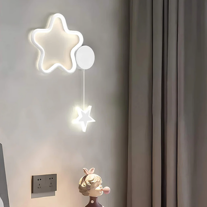 Skanto | DreamLight | Magische Wandlampe mit Wolken, Sternen und Mond