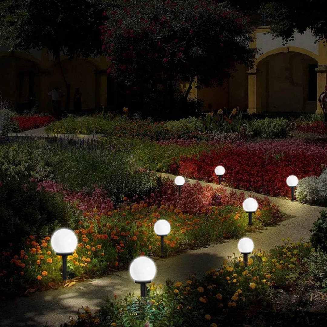 Skanto | 3er-Pack wasserdichte LED-Solar-Gartenleuchten - SunLuxe Orbs