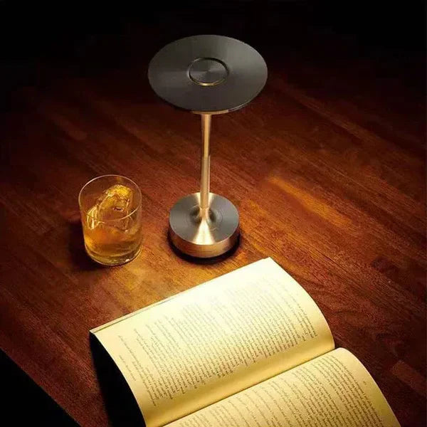Skanto | Kabellose Lampe – Dimmbare & wiederaufladbare wasserdichte Schreibtischleuchte