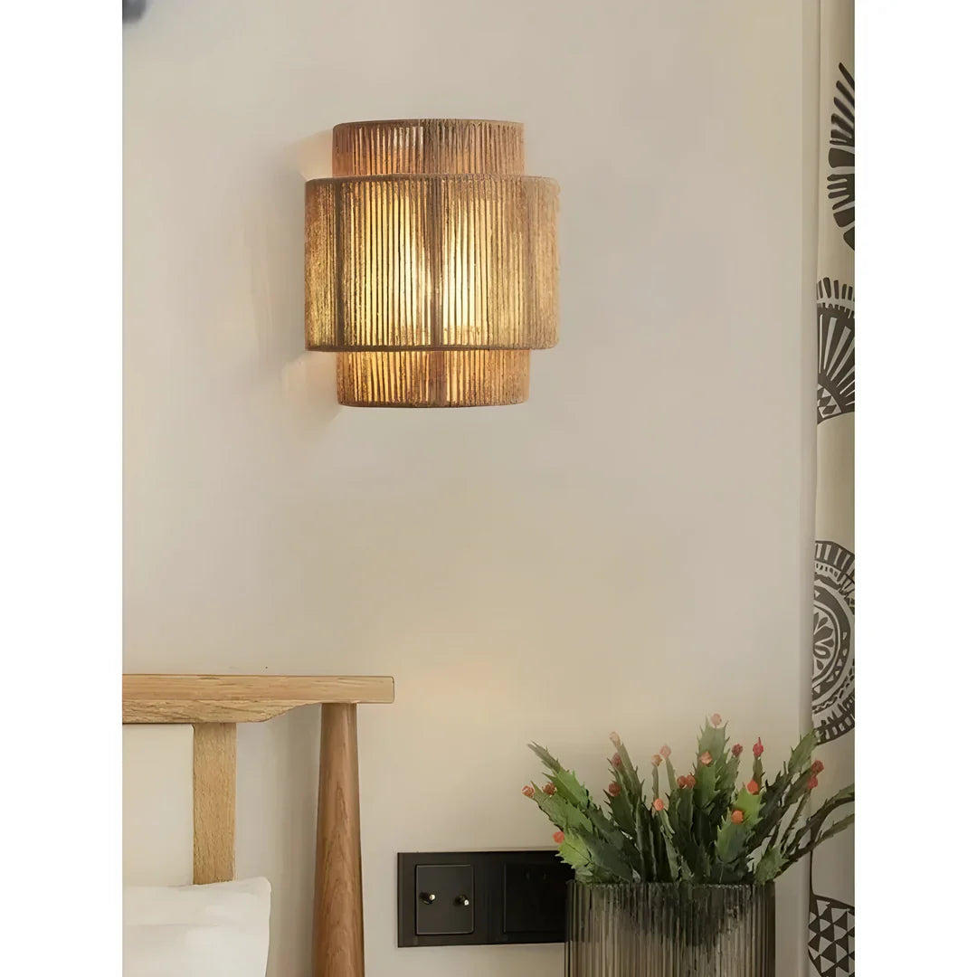 Skanto | Moderne Wandlampe aus geflochtenem Rattan