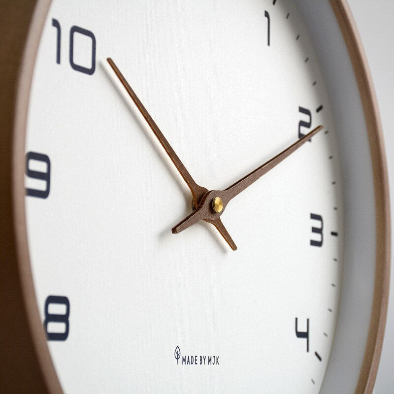 Skanto | EinzigHolz - Skandinavische Schlichtheit Wanduhr