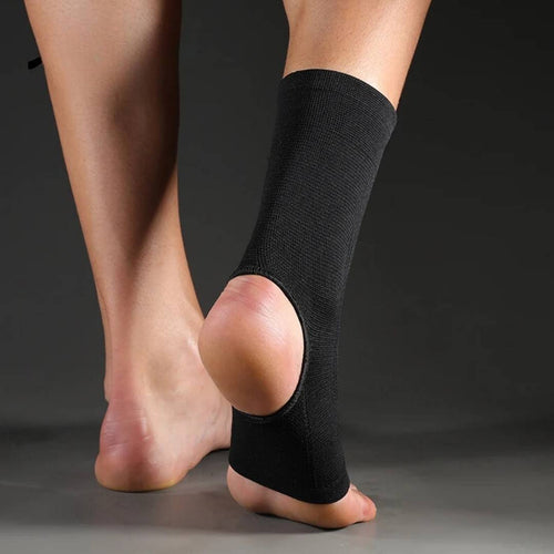 Skanto | Knöchelbandage zur Verletzungsreduktion, Schmerzlinderung und für täglichen Komfort – Anpassbare Stabilität für Sport und Rehabilitation