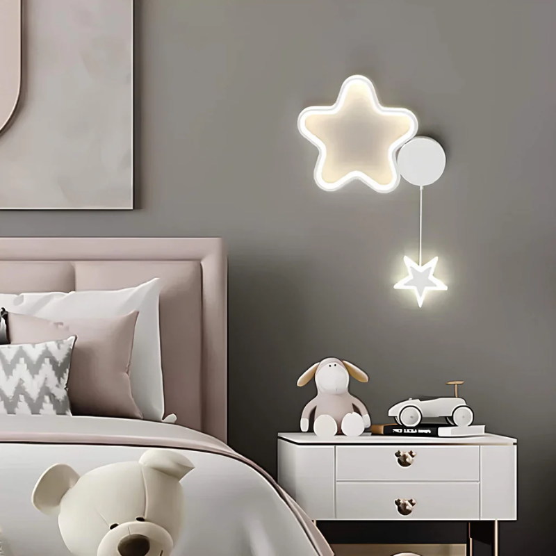 Skanto | DreamLight | Magische Wandlampe mit Wolken, Sternen und Mond
