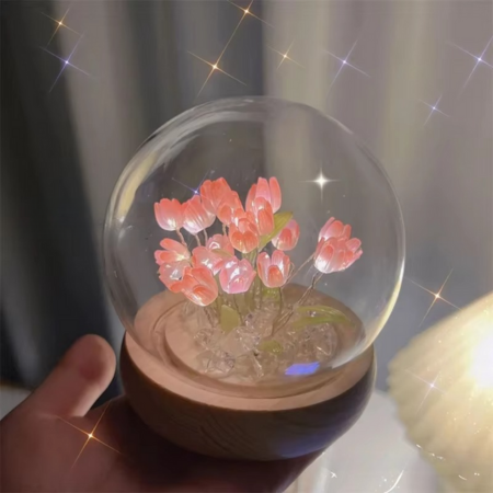 Skanto | Handgemachte Künstliche Tulpen-LED-Nachtlicht-Tischlampe für Schlafzimmer und Geschenkdeko