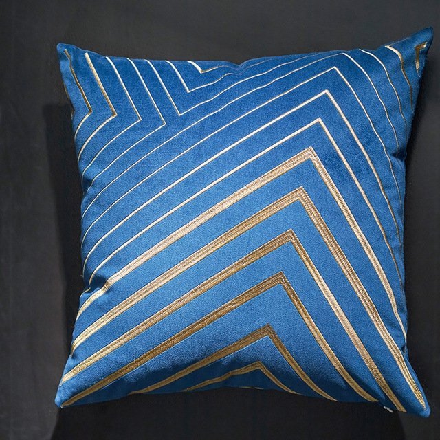 Skanto | Luxuriöse geometrische Kissenbezüge - Eleganz für Wohn- und Schlafzimmer
