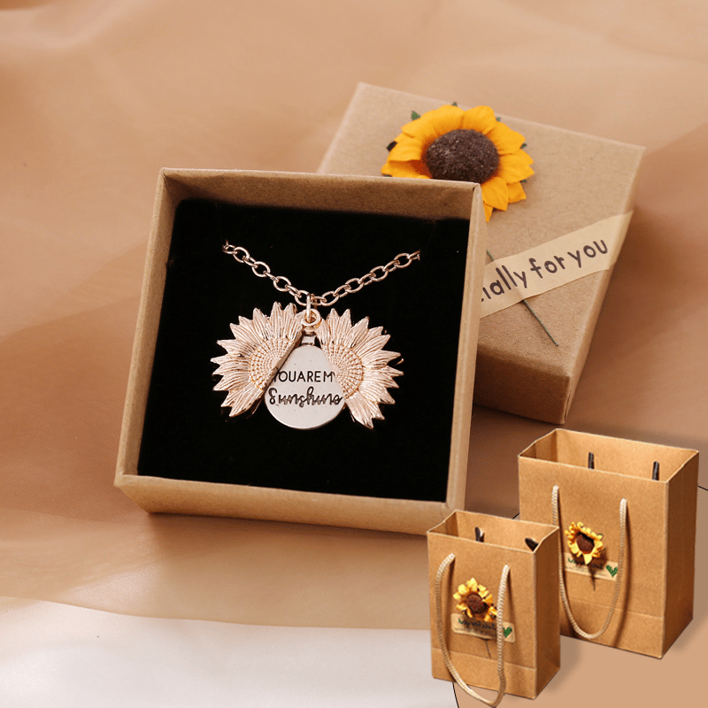 Skanto | „You Are My Sunshine“ Sonnenblumen-Anhänger (doppelt graviert)