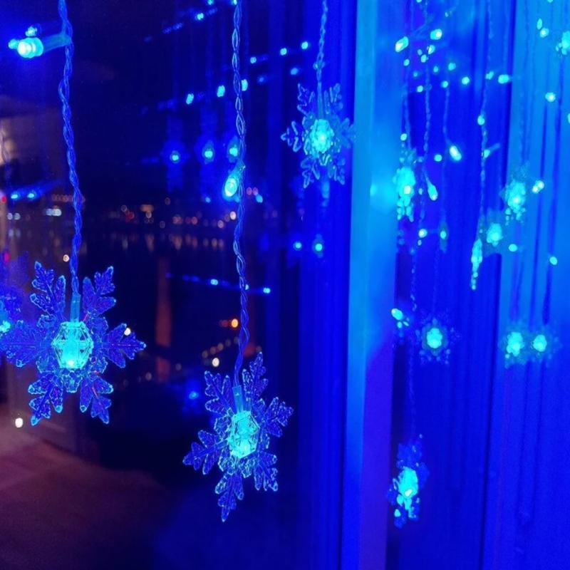 Skanto | LED-Lichtervorhang mit Schneeflocken | Innen- & Außenbereich