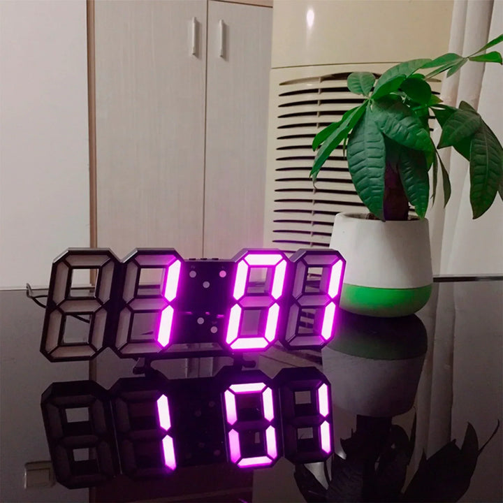 Skanto 3D LED Wanduhr | Moderne Digitaluhr | Dimmbares LED Licht | Stilvolle Wanddekoration
