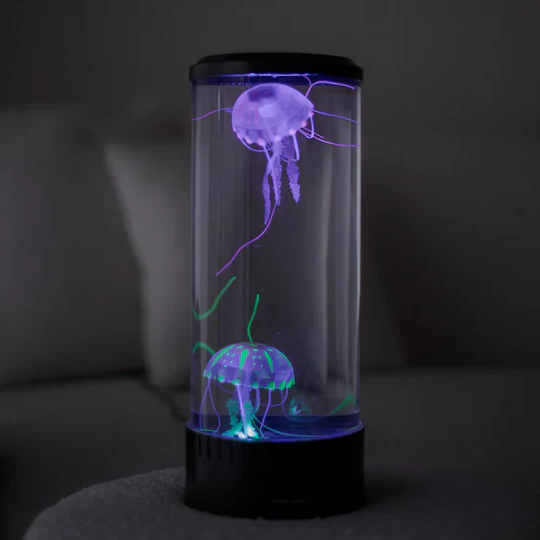 Skanto | LED Quallen Lavalampe & Aquarium für Kinder & Erwachsene – Geburtstagsgeschenke für Kinder, Perfektes Geschenk für Aquarienliebhaber
