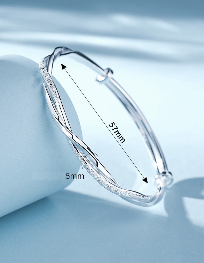 Elegantes geflochtenes Silberarmband