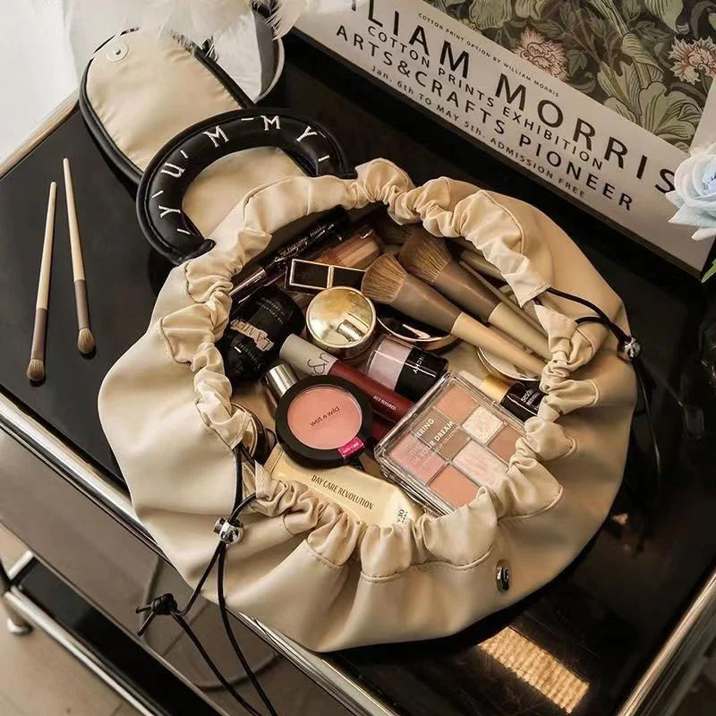 Skanto | Faule Kordelzug-Make-up-Modetasche