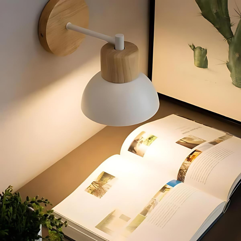 Skanto | Stilvolle Wandlampe aus Holz für ein harmonisches Zuhause