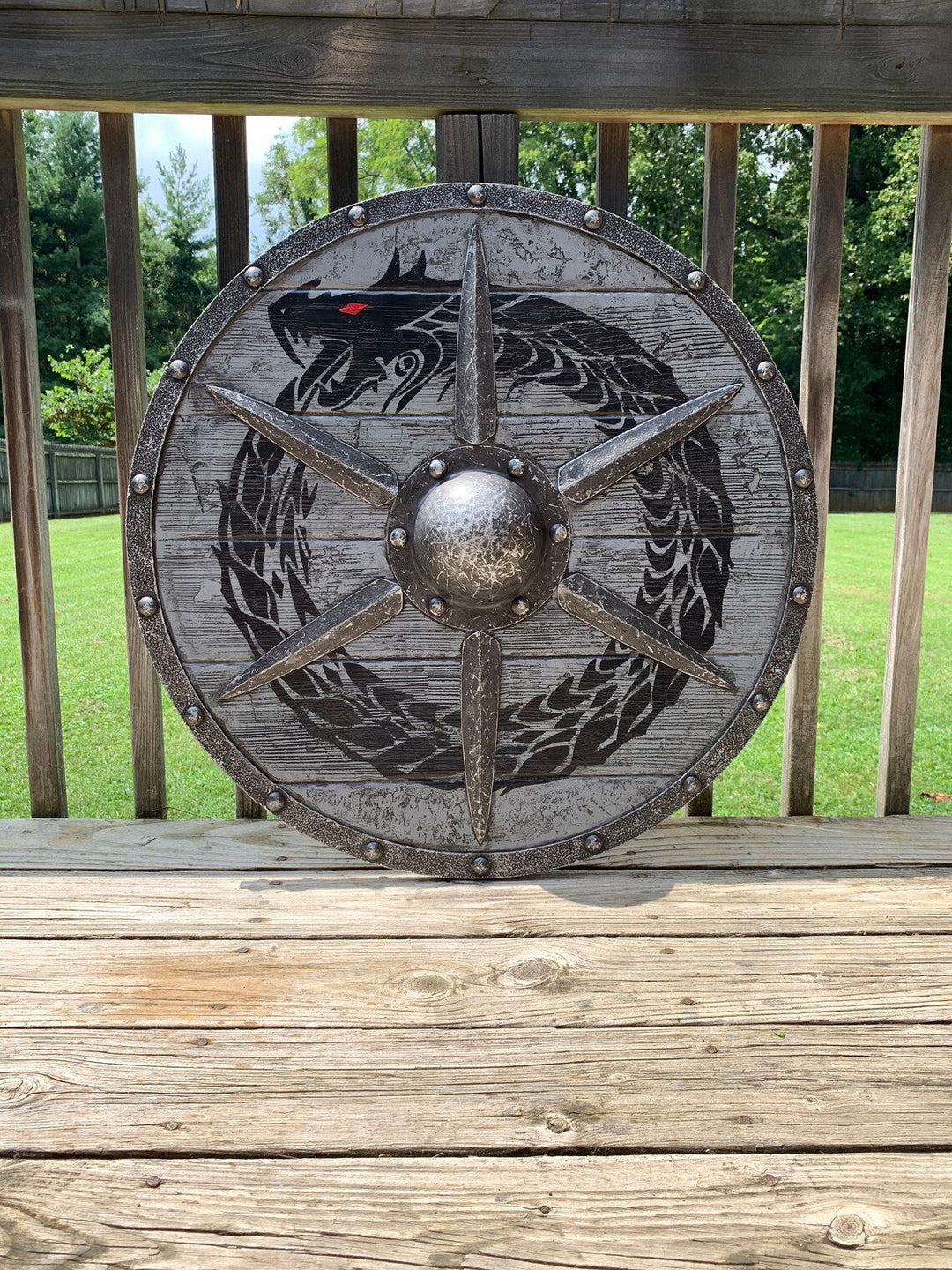 Skanto | Eivor Valhalla Raben-Kampfschaden Wikinger Holzschild 30CM