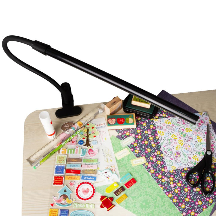 Skanto | Ottlite Clip-On LED-Lampe - Einstellbares Clearsun Licht für Schreibtisch, Klavier und Tisch, Schwarz