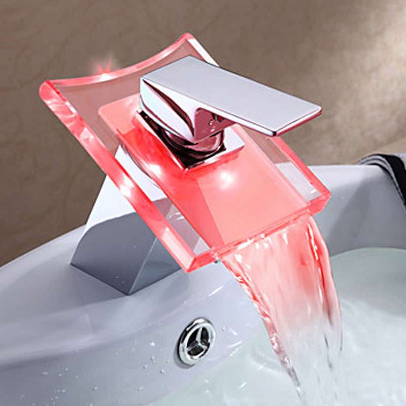 Skanto | 1-Hebel Waschtischarmatur 1-Loch Kupfer-Waschbeckenarmatur mit LED-Beleuchtung