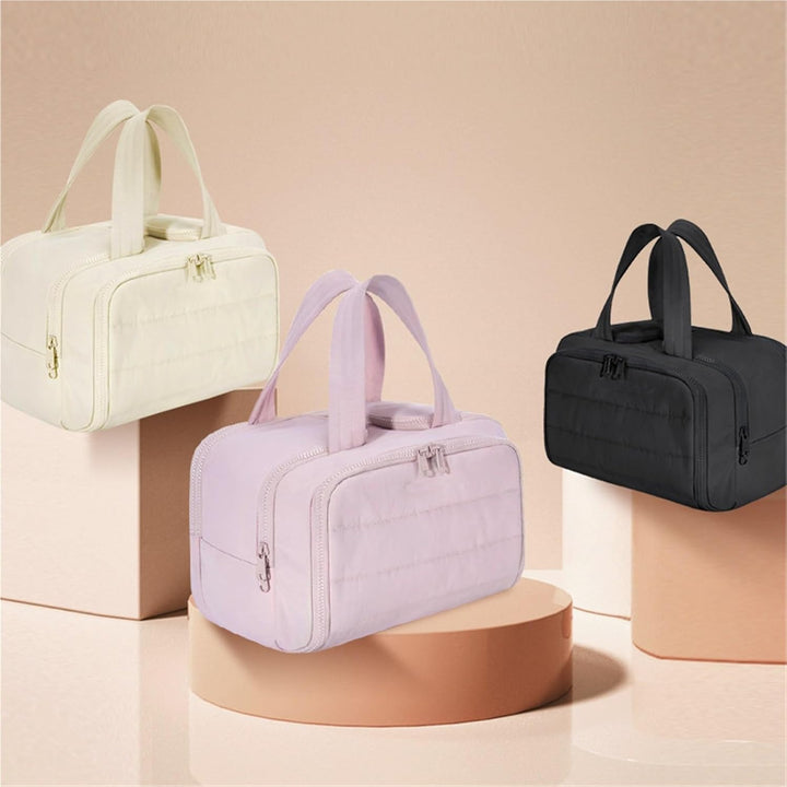 Skanto | 4-in-1 Puffy Kulturbeutel für Damen – Großer Reise-Make-up- & Hautpflege-Organizer