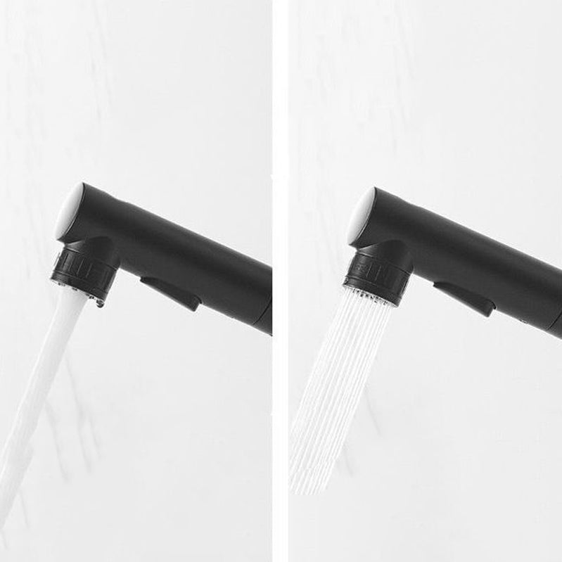 Skanto | Modernes Design Badezimmerarmatur Einhebelmischer mit Wasserschlauch