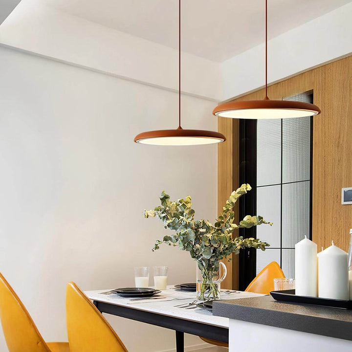 Skanto | Moderne Pendelleuchte mit schlichtem Design für zeitgenössische Interieurs