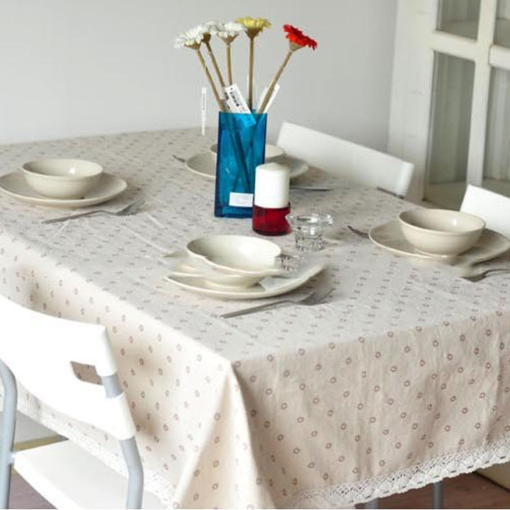 Skanto | Baumwoll-Leinen-Tischdecke mit Gänseblümchen-Print