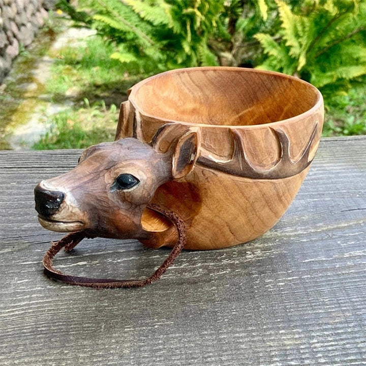 Skanto | Handgemachte Tierbecher aus Holz