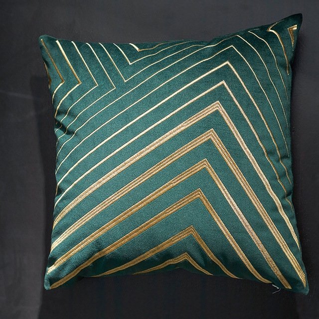 Skanto | Luxuriöse geometrische Kissenbezüge - Eleganz für Wohn- und Schlafzimmer